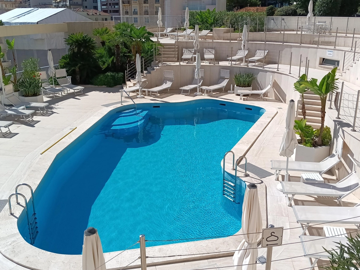 2025 I Local piscine Château Perigord